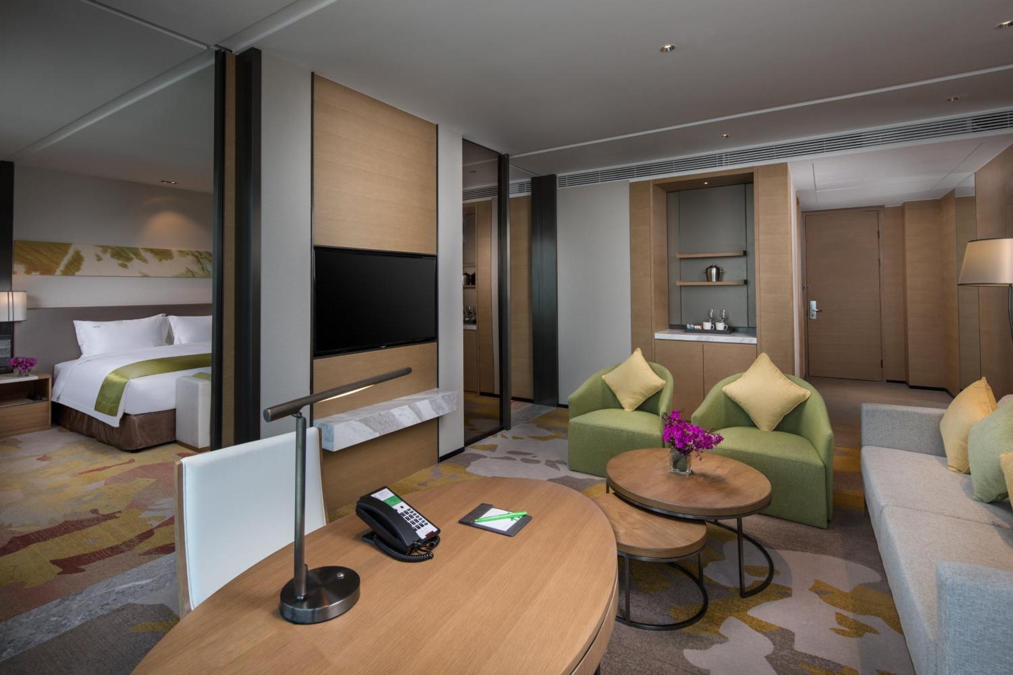 Holiday Inn Nanjing Harbour By Ihg Экстерьер фото
